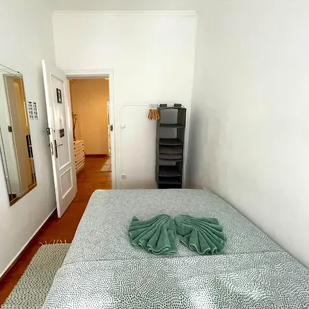 In Palmira Shared For Surf Lovers Affittacamere Lisbona