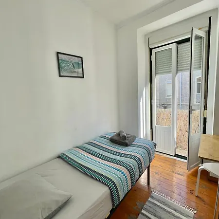 In Palmira Shared For Surf Lovers * Lisbon
