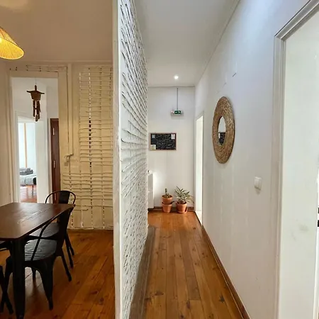 In Palmira Shared For Surf Lovers * Лісабон